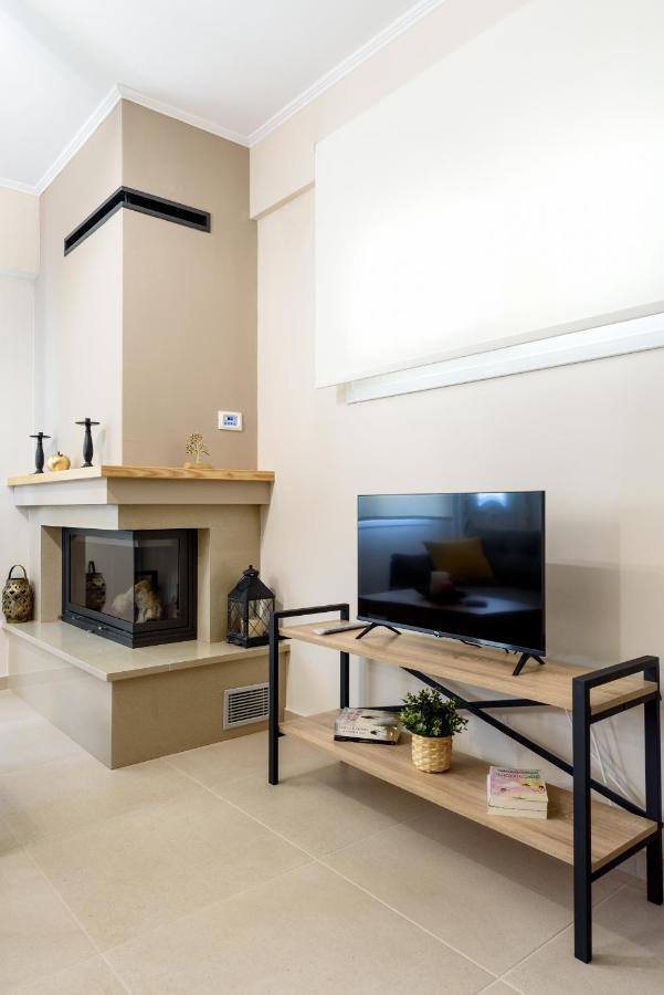 Afroditi'S Delux Apartment Monemvasia Exterior photo