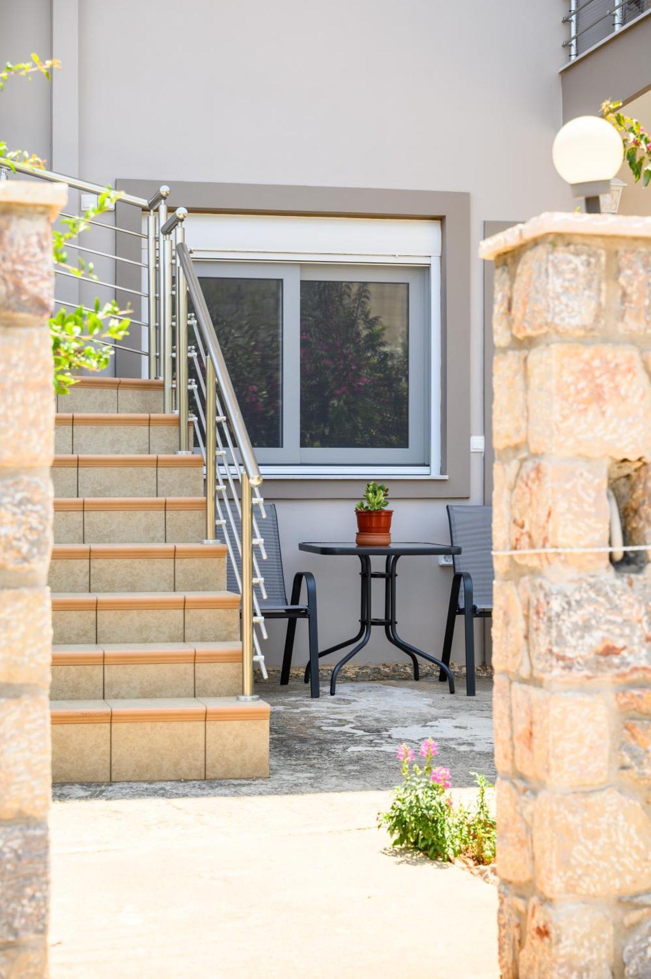 Afroditi'S Delux Apartment Monemvasia Exterior photo