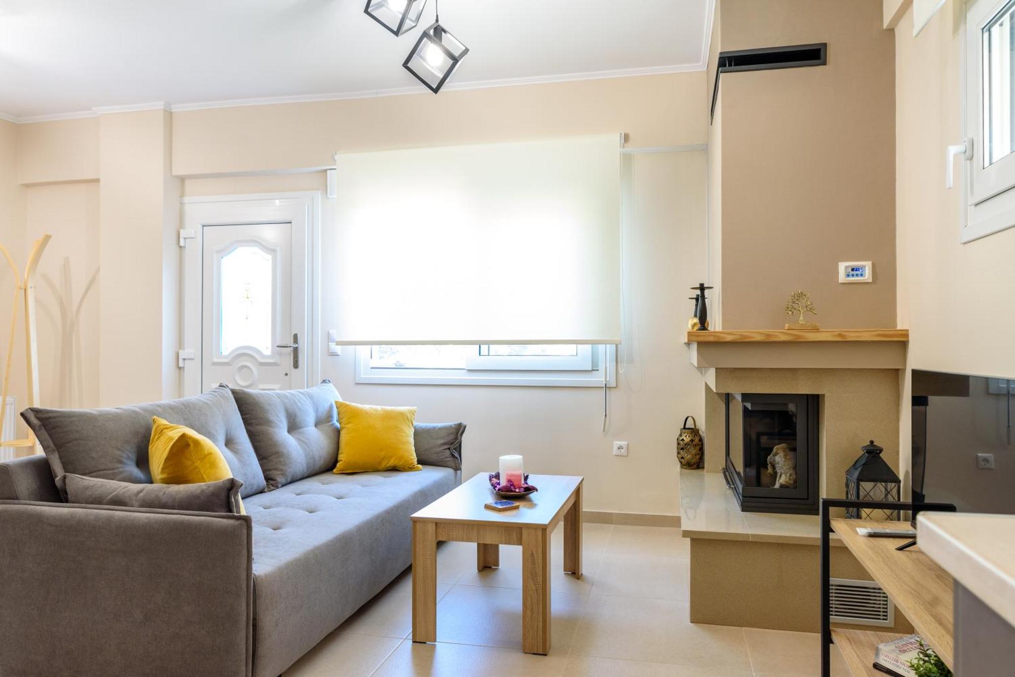Afroditi'S Delux Apartment Monemvasia Exterior photo